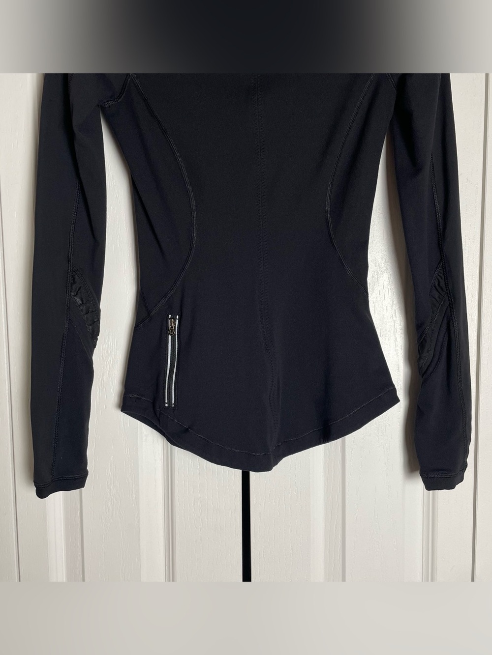 Lululemon Run: Reflect Long Sleeve Pullover Top Women’s 2 Black Reflect Fitted - Picture 11 of 15